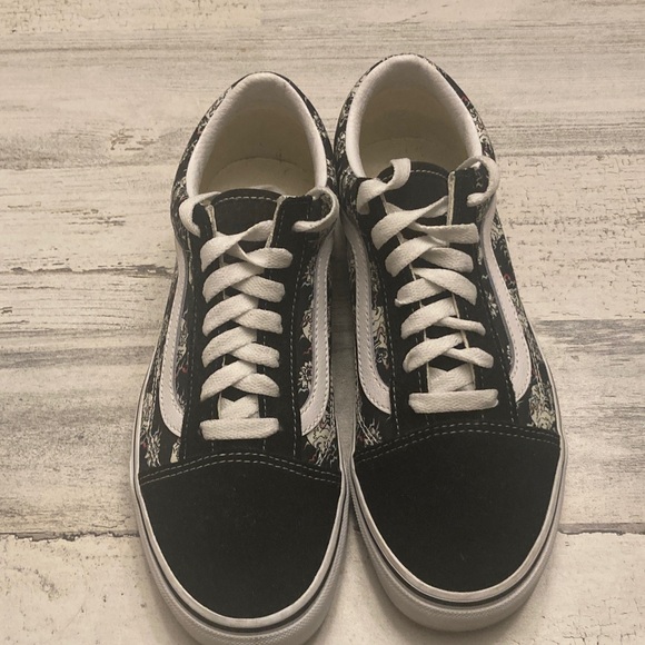 Genuine Vans Old Skool Black and White Flash Skull  Women’s 7. 5 Men’s 6.0 - Picture 10 of 14